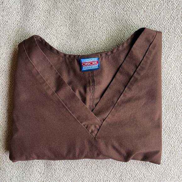 Plus Size Cherokee Scrub Top - SOLD - Picture 1 of 1